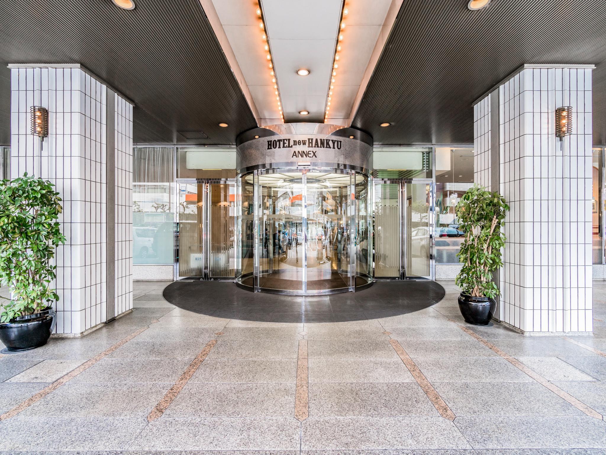 Hotel New Hankyu Osaka Annex Exterior photo